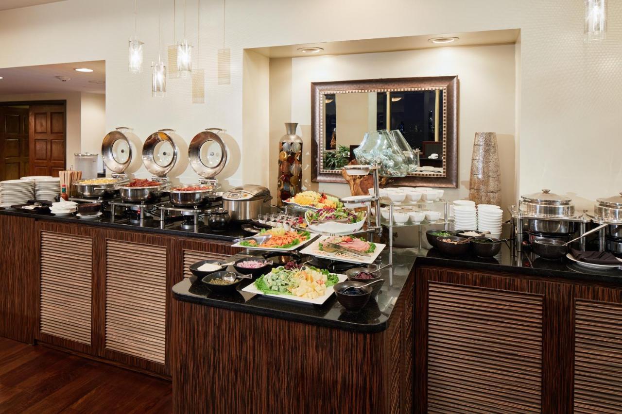 Dusit Beach Resort Guam Тумон Экстерьер фото